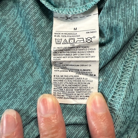 Old Navy Men's Blue Heather Short Sleeve Tee - Picture 3 of 5